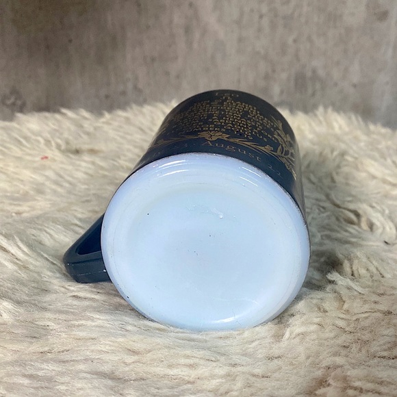 Sold-VTG MILK GLASS ZODIAC MUG - Picture 9 of 9